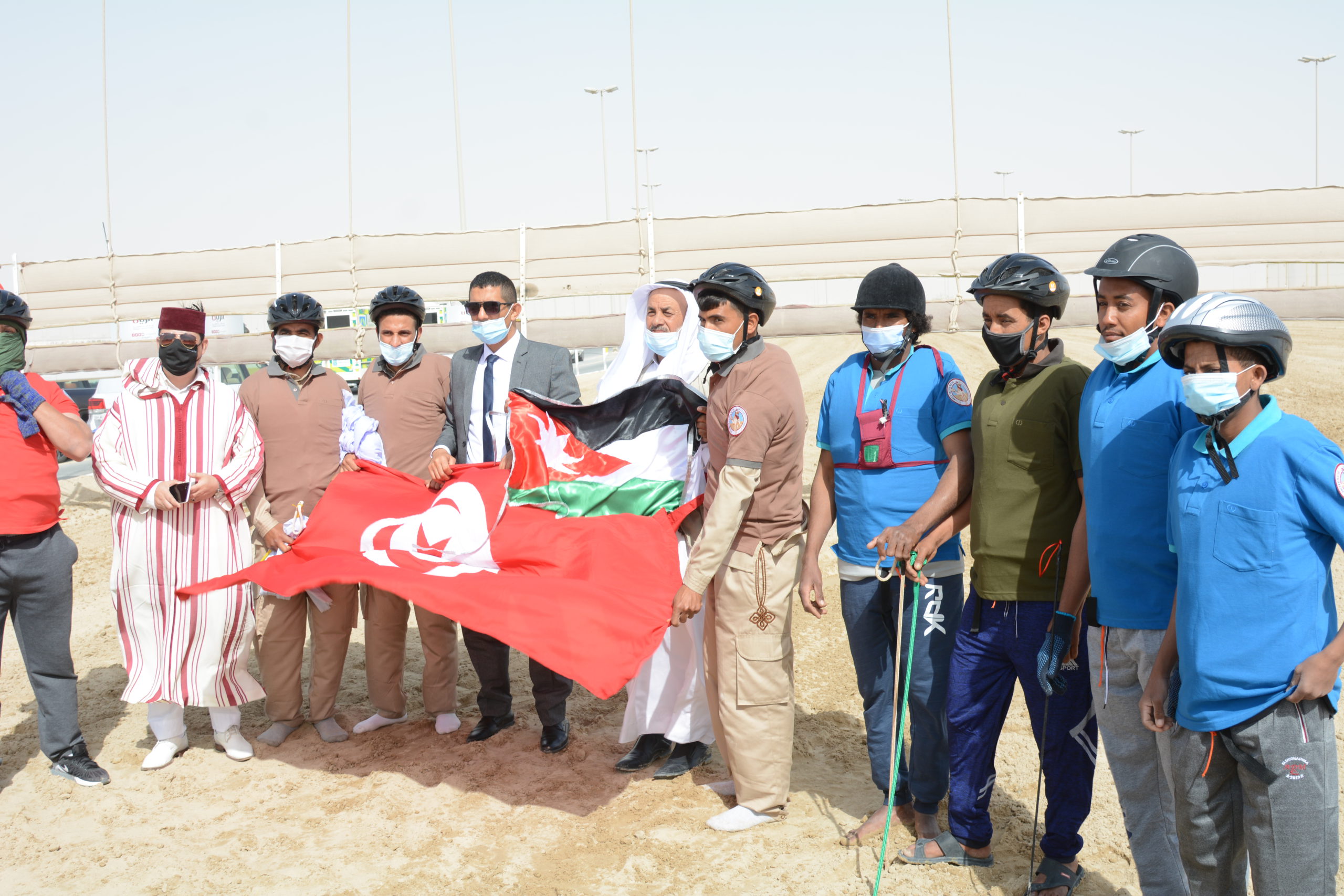 روؤساء الإتحادات العربية للهجن يشيدون بتنظيم قطر الرائع لمهرجان سمو الأمير المفدى